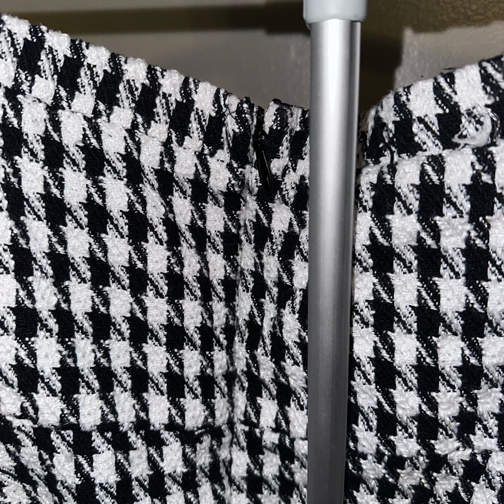 RNWY Black and White Skirt - Picture 4 of 7